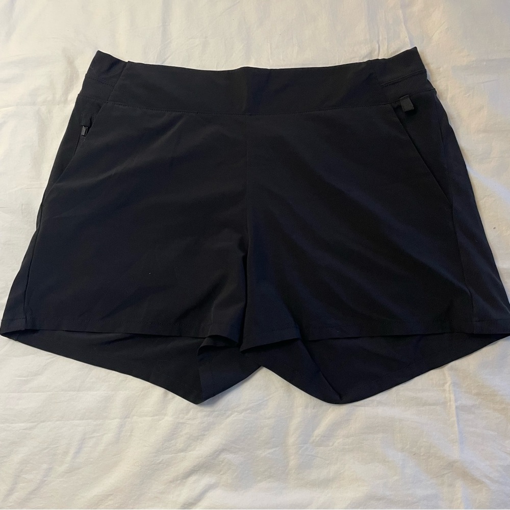 Women’s Black Performance Shorts